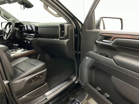 Certified 2023 GMC Sierra 1500 SLT w/ SLT Premium Package AWD/4WD image 41