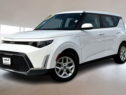Used 2024 Kia Soul LX w/ Option Group 015