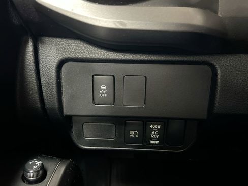 Used 2020 Toyota Tacoma TRD Off-Road image 18