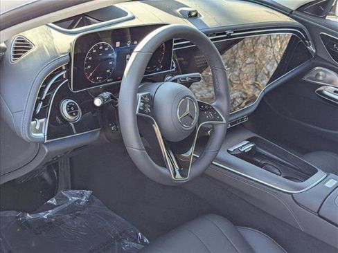 New 2025 Mercedes-Benz E 350 Sedan image 3