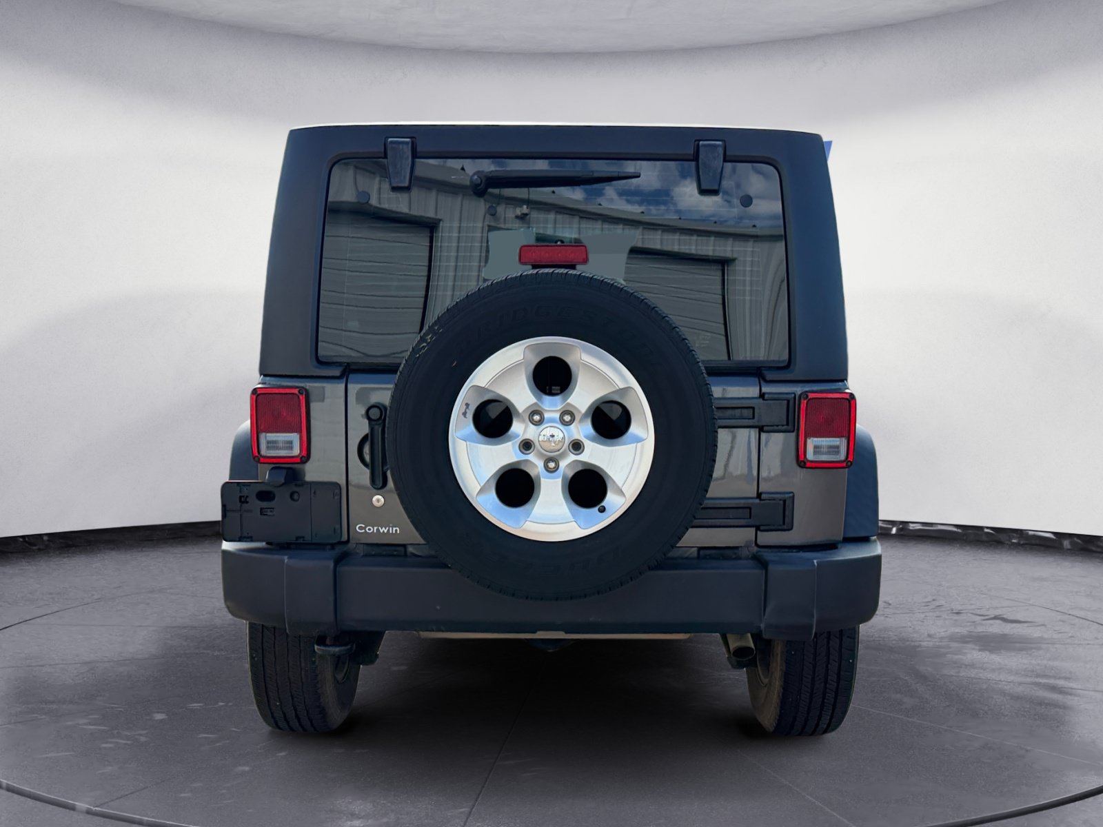 Used 2018 Jeep Wrangler Unlimited Sport AWD/4WD image 4