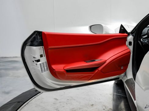 Used 2015 Ferrari 458 Italia Coupe image 82