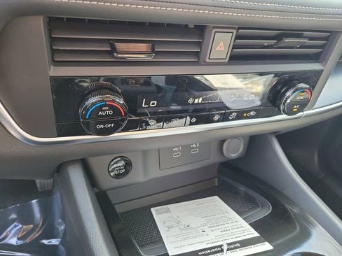 New 2026 Nissan Rogue SV image 21