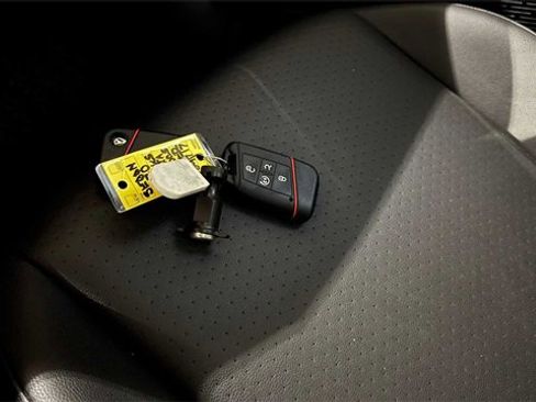 Used 2020 Volkswagen Jetta S image 33