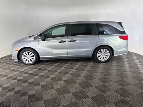 Used 2020 Honda Odyssey LX image 11