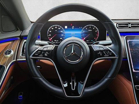 Certified 2023 Mercedes-Benz S 580 4MATIC Sedan image 11