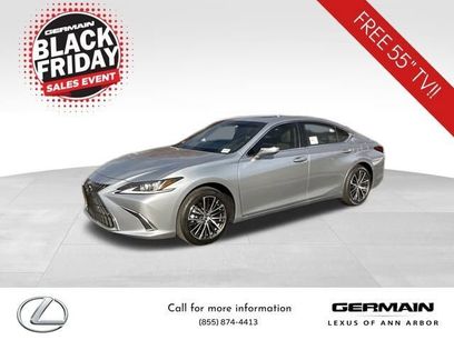 New 2025 Lexus ES 300h w/ Premium Package