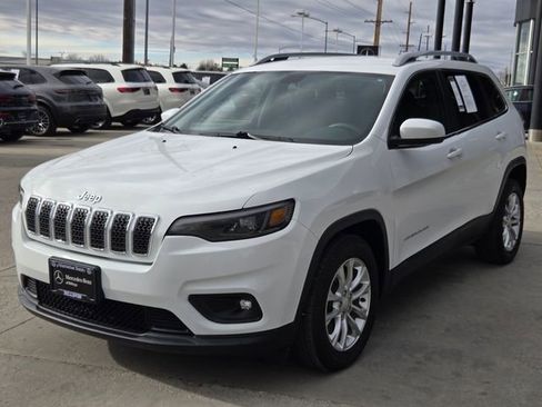 Used 2019 Jeep Cherokee Latitude w/ Popular Appearance Group FWD image 34