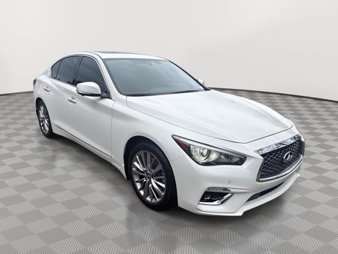 Used 2023 INFINITI Q50 Luxe w/ Cargo Package image 3