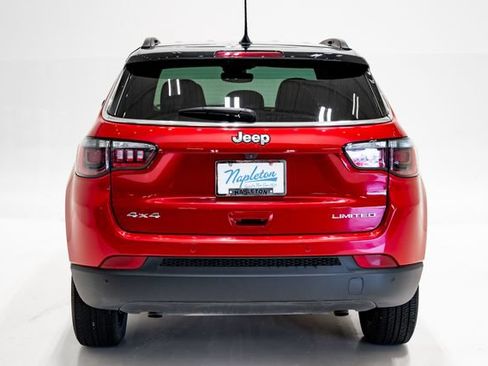 Certified 2025 Jeep Compass Limited AWD/4WD image 36