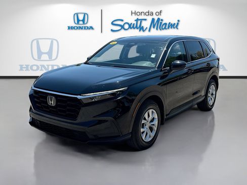 Used 2025 Honda CR-V LX image 3