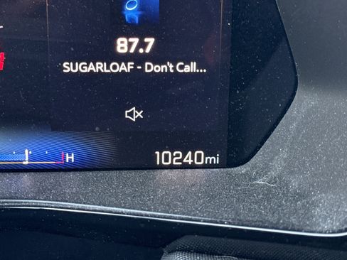 Used 2024 Chevrolet Colorado Z71 w/ Z71 Convenience Package 2 image 5