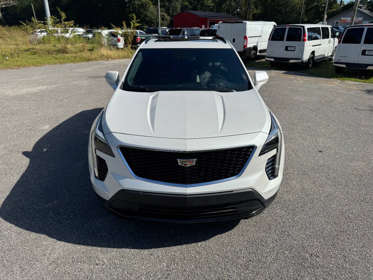 Used 2020 Cadillac XT4 Sport w/ Technology Package AWD/4WD image 2