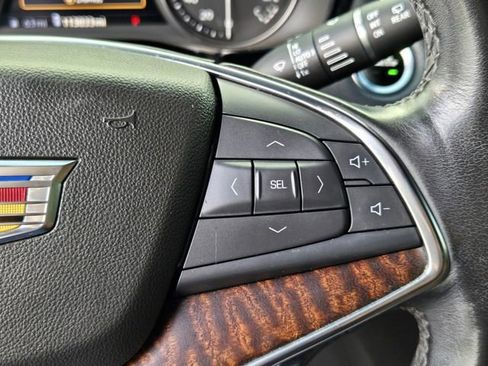 Used 2020 Cadillac XT5 Premium Luxury FWD image 25