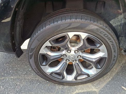 Used 2019 RAM 1500 Limited image 6