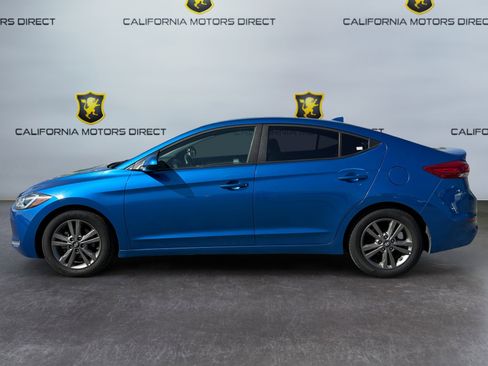 Used 2017 Hyundai Elantra SE FWD image 2