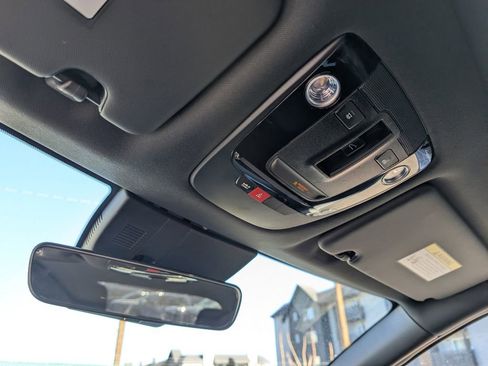 Used 2025 Kia Sportage X-Line w/ Premium Package image 31