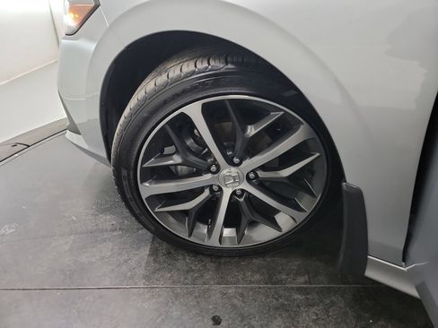 Certified 2024 Honda Civic Touring image 30