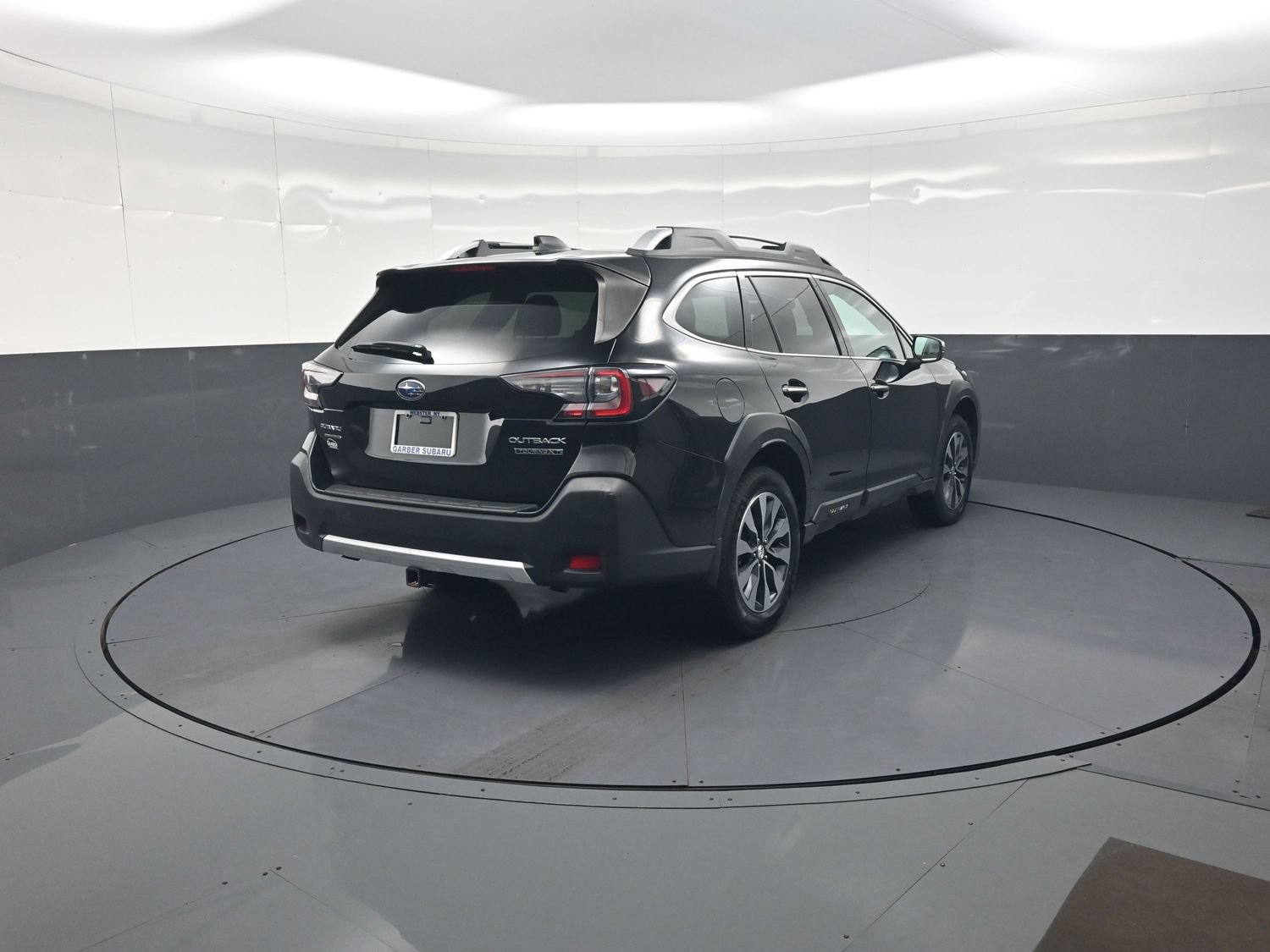 Certified 2024 Subaru Outback Touring XT AWD/4WD image 3