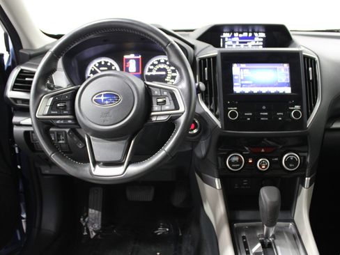 Used 2022 Subaru Forester Premium AWD/4WD image 2