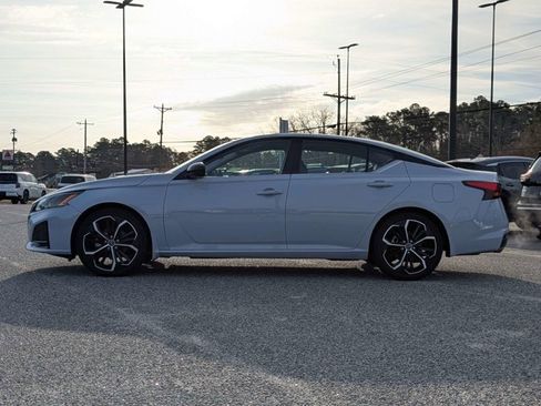 Used 2024 Nissan Altima 2.5 SR image 7