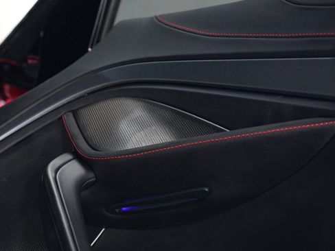 Used 2024 McLaren 750S image 33