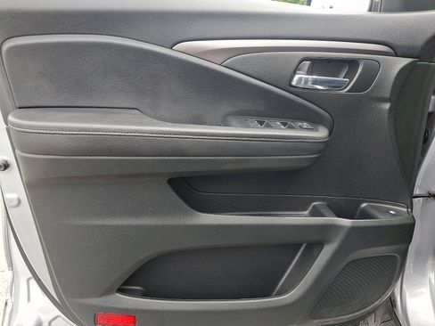 Used 2020 Honda Ridgeline RTL image 12