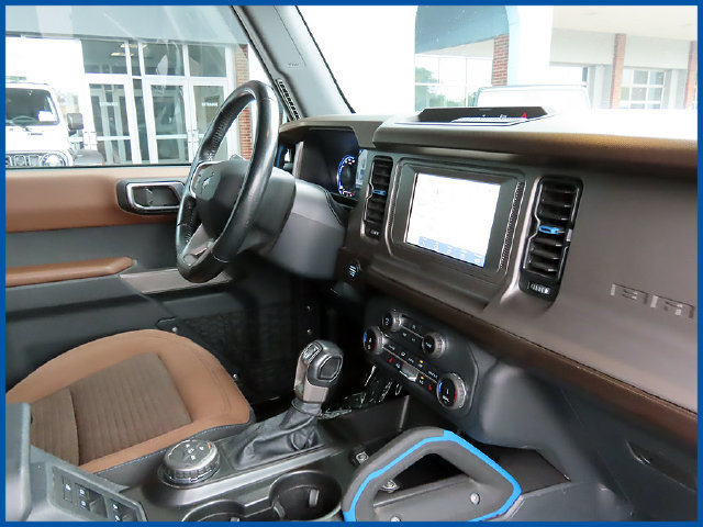 Used 2022 Ford Bronco Outer Banks AWD/4WD image 8
