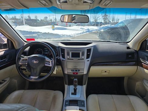 Used 2013 Subaru Legacy 2.5i Limited image 9