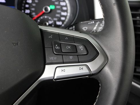 Used 2021 Volkswagen Atlas SE image 25