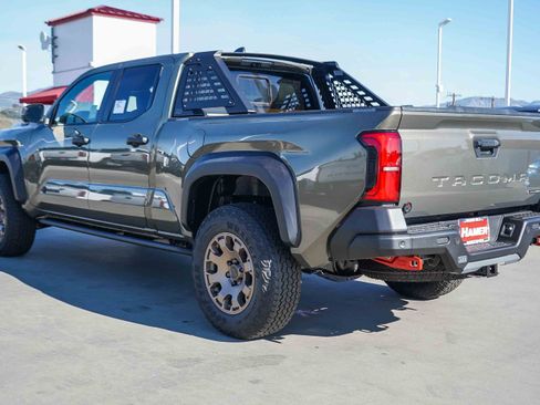 New 2025 Toyota Tacoma Trailhunter image 7