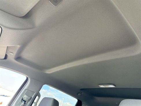 Used 2022 Chevrolet Silverado 1500 Custom image 22