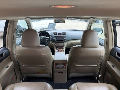 Used 2013 Toyota Highlander Limited FWD image 32