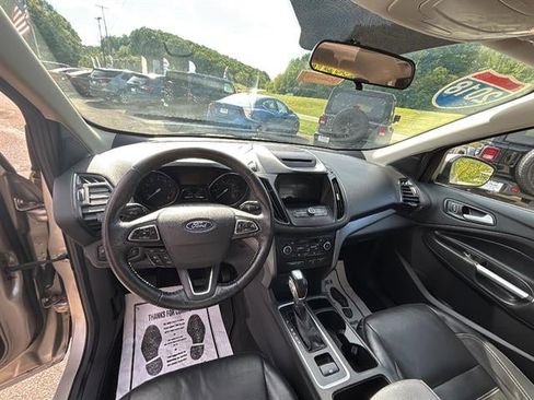Used 2018 Ford Escape SEL AWD/4WD image 24