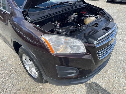 Used 2015 Chevrolet Trax LT w/ LT Plus Package AWD/4WD image 25