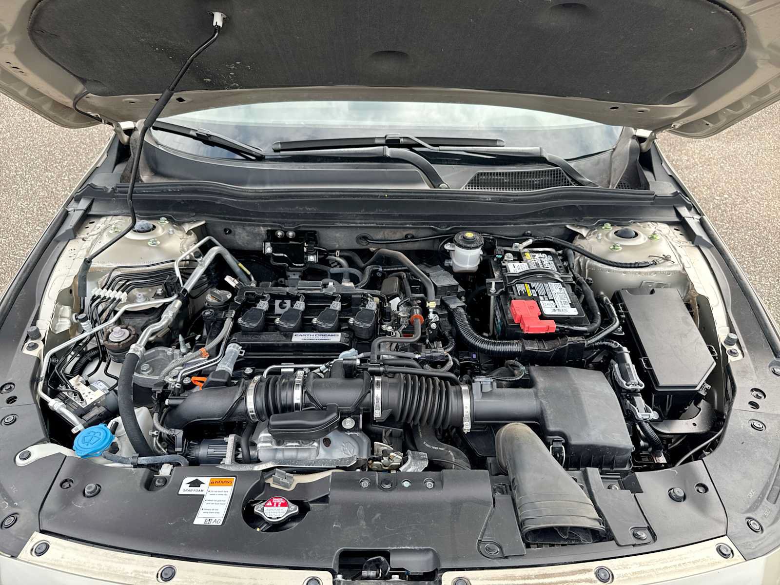Used 2018 Honda Accord Touring image 18