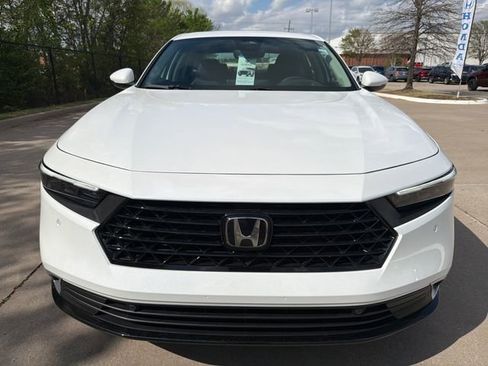 New 2026 Honda Accord Touring image 8