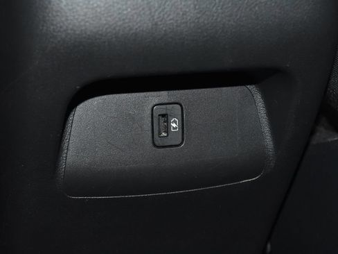 Used 2024 Nissan Sentra SV FWD image 20