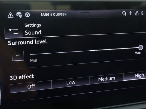 Used 2024 Audi Q5 e Premium Plus w/ Premium Plus Package image 62