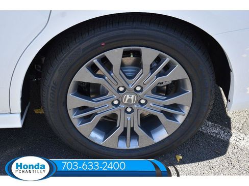 New 2026 Honda Odyssey Touring image 37