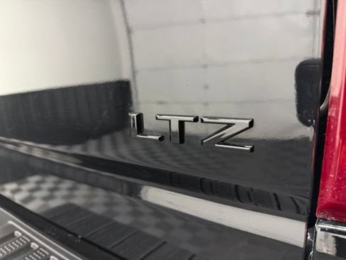Used 2022 Chevrolet Silverado 2500 LTZ w/ LTZ Plus Package AWD/4WD image 35