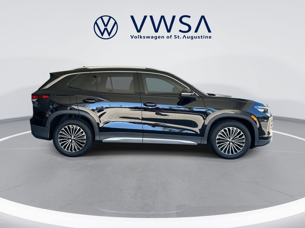 Certified 2026 Volkswagen Tiguan S FWD image 8
