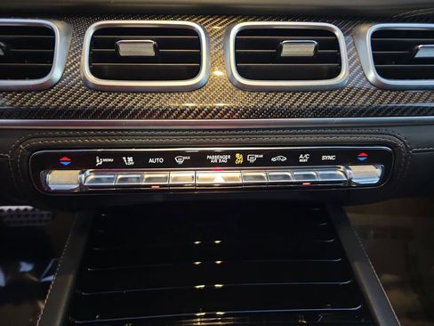 Used 2021 Mercedes-Benz GLE 53 AMG 4MATIC image 26