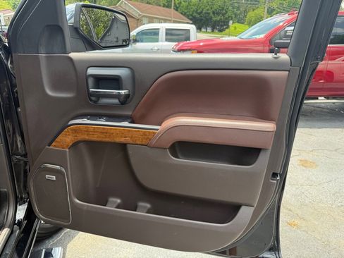 Used 2015 Chevrolet Silverado 1500 High Country w/ High Country Premium Package image 53