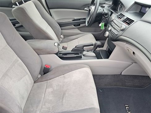 Used 2009 Honda Accord LX image 18