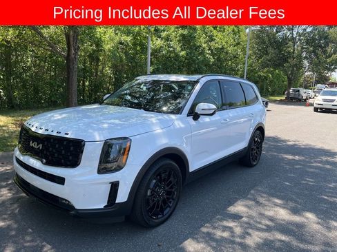 Used 2022 Kia Telluride SX w/ SX Prestige Package AWD/4WD image 3
