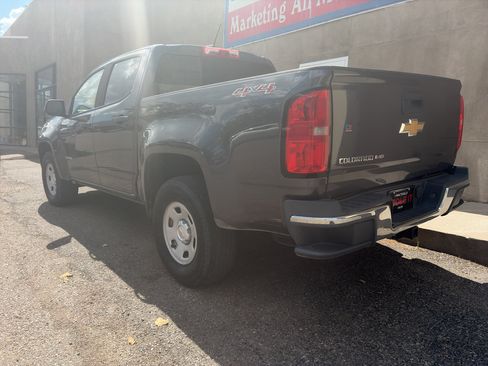 Used 2017 Chevrolet Colorado W/T w/ WT Convenience Package AWD/4WD image 8