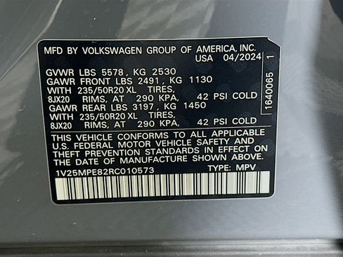 Used 2024 Volkswagen ID.4 S image 12