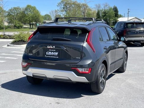 New 2025 Kia Niro EX image 7