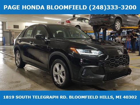 Used 2023 Honda HR-V LX image 1